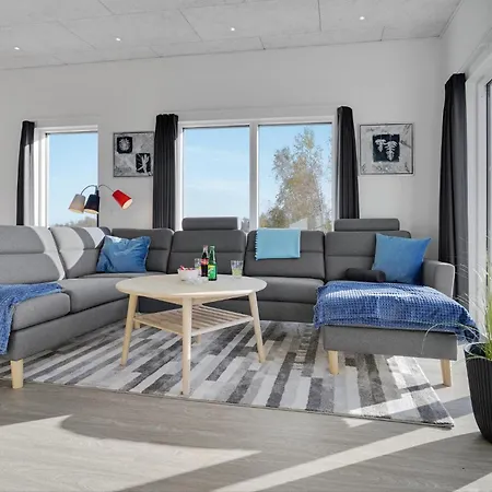 Cozy In With House A Panoramic View Holiday home